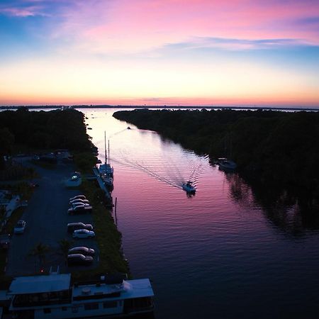 Dolphins Vacation Rental Merritt Island Exteriör bild